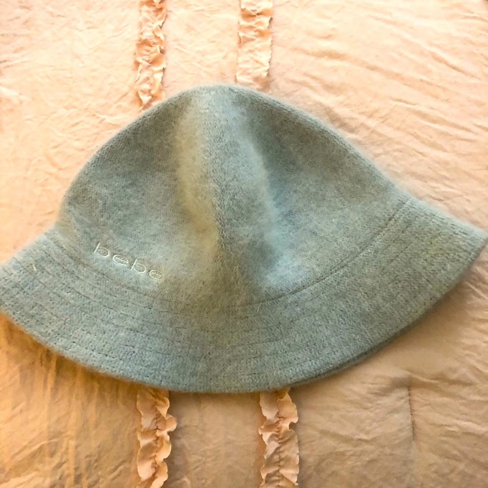 Bebe hat